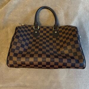 DH gate LV tote bag